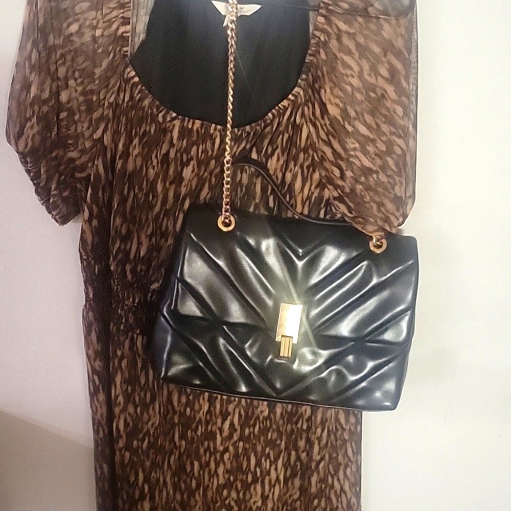 Terrasky black&gold dress.